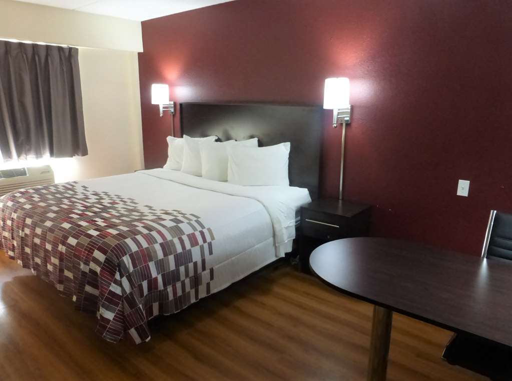 Red Roof Inn Palatine Bilik gambar